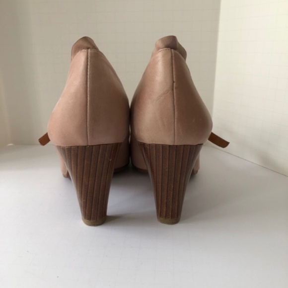 Chie MIhara high heeled shoes with strap. dusty pink. size 9 - Picture 2 of 7
